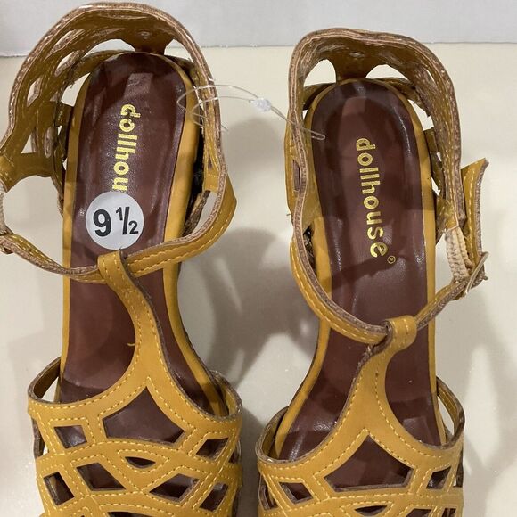Dollhouse Eyelet Open Toe Strap Nailhead Buckle Platform Heels Yellow Gold 9.5 - Picture 6 of 9